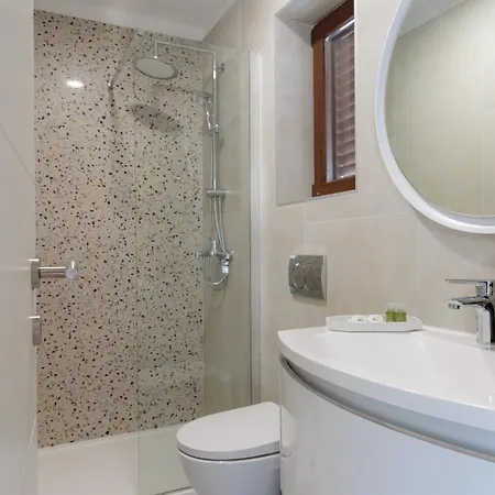 Barbara I - Luxury With Balcony 3*