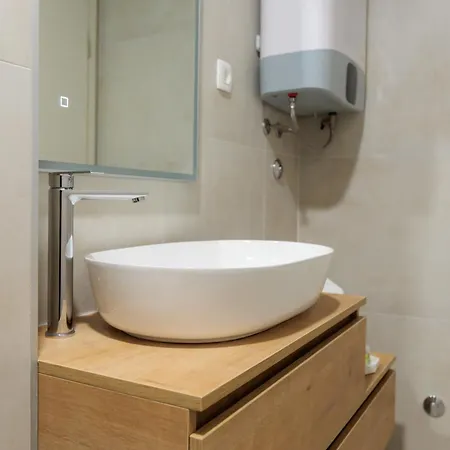 Pensión Barbara I - Luxury With Balcony