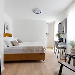Barbara I - Luxury With Balcony 3* Zadar