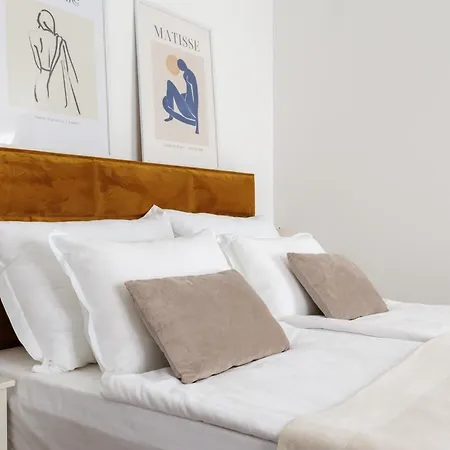 Barbara I - Luxury With Balcony 3*