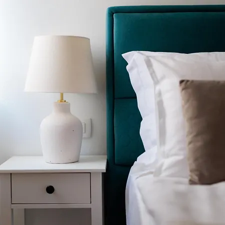 Barbara I - Luxury With Balcony